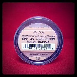 Multi-tasking concealer honey bisque